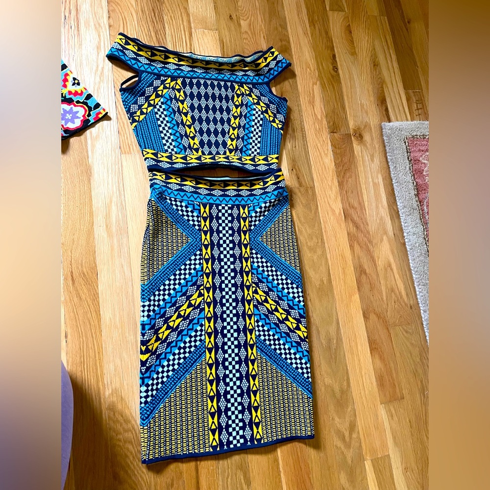 Beautiful BCBG crop top and skirt set. Knit fabric. NWOT